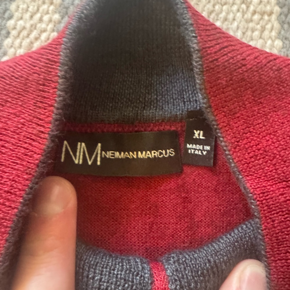 Neiman Marcus Red Zip Up Sweater - Picture 2 of 3